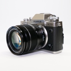 Used Fujifilm X-T3 Mirrorless camera with 18-55mm lens Used Fujifilm X-T3 Mirrorless camera with 18-55mm lens