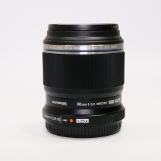 Used Olympus 30mm f3.5 Macro lens Used Olympus 30mm f3.5 Macro lens