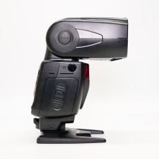 Used Nikon Speedlight 
SB-700