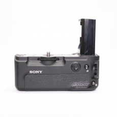 Used Sony VG-C3EM Battery Grip for Alpha 9 and A7RIII
