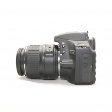 Used Nikon D3200 DSLR with 18-55mm lens Used Nikon D3200 DSLR with 18-55mm lens