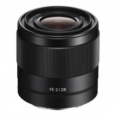 Sony FE 28mm f2 lens