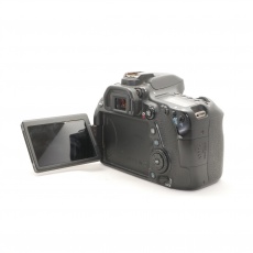 Used Canon EOS 80D DSLR body Used Canon EOS 80D DSLR body