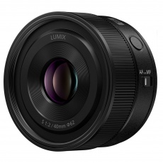 Panasonic Lumix S 40mm f2 lens