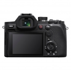 Sony RX10 V | 24–600mm High-Zoom Camera Sony RX10 V | 24–600mm High-Zoom Camera