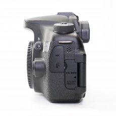 Used Canon EOS 70D DSLR body Used Canon EOS 70D DSLR body