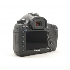 Used Canon EOS 5D Mark III Full frame DSLR body Used Canon EOS 5D Mark III Full frame DSLR body