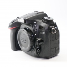 Used Nikon D7200 DSLR body Used Nikon D7200 DSLR body