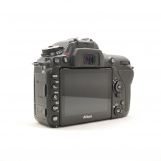 Used Nikon D7500 DSLR body