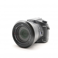 Used Sony Cybershot RX10 Mk IV bridge camera Used Sony Cybershot RX10 Mk IV bridge camera