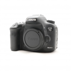 Used Canon EOS 7D Mk II DSLR body Used Canon EOS 7D Mk II DSLR body