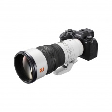 Sony FE 400mm F4.5 G Master OSS Full Frame lens for Wildlife, Birds, and Sport Sony FE 400mm F4.5 G Master OSS Full Frame lens for Wildlife, Birds, and Sport
