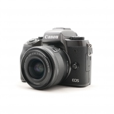 Used Canon EOS M5 Mirrorless camera with 15-45mm lens