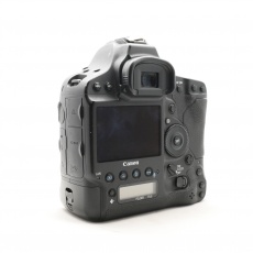 Used Canon EOS 1D X Mk II Full-frame DSLR body Used Canon EOS 1D X Mk II Full-frame DSLR body