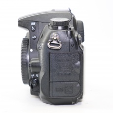 Used Nikon D7000 DSLR body Used Nikon D7000 DSLR body