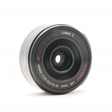 Used Panasonic Lumix 14-42mm G X PZ f3.5-5.6 lens Micro Four Thirds