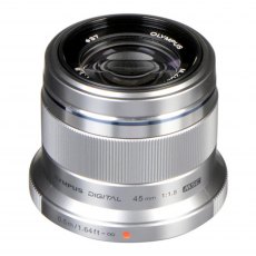 Olympus M.ZUIKO DIGITAL 45mm f1.8 lens, silver Olympus M.ZUIKO DIGITAL 45mm f1.8 lens, silver