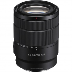 Sony E 18-135mm f3.5-5.6 OSS lens, black Sony E 18-135mm f3.5-5.6 OSS lens, black