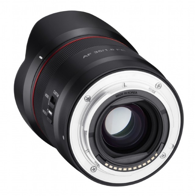 Samyang AF 35mm f1.8 lens for Sony FE | £229.00 - Castle Cameras