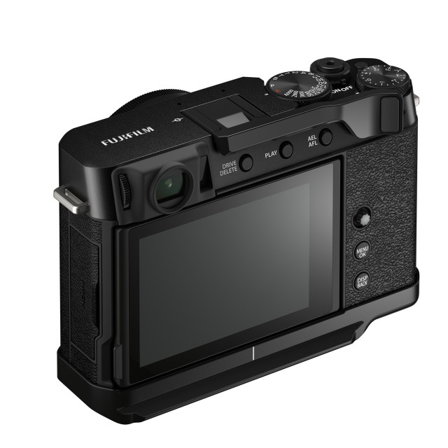 Fujifilm X-E4 Camera Body with Accessory Kit, Black