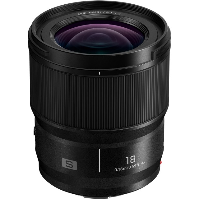 Panasonic Lumix S 18mm f1.8 L-Mount lens - Castle Cameras