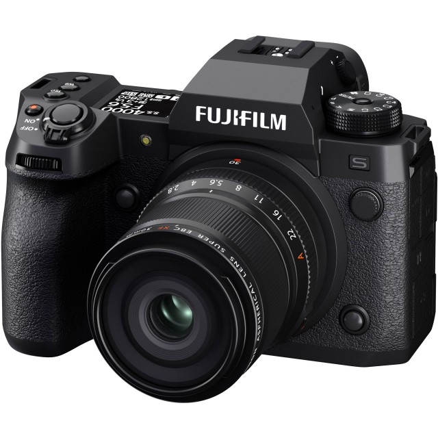 Fujifilm XF 30mm f2.8 R LM PZ WR Macro lens - Castle Cameras