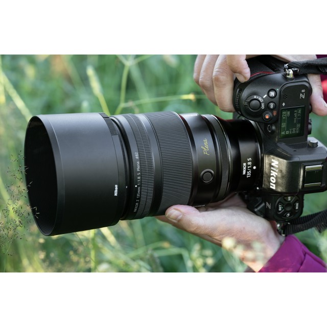 Nikon NIKKOR Z 135mm f1.8 S Plena lens | £2399.00 - Castle Cameras