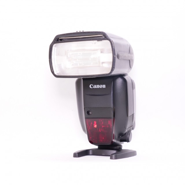 Canon Used Canon Speedlite 600EX-RT flash