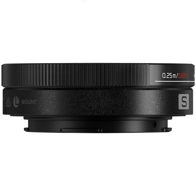 Panasonic 26mm f8 L-Mount Pancake lens | £149.00 - Castle Cameras