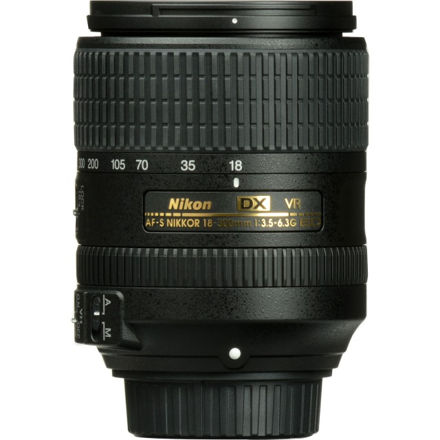 Nikon AF-S DX 18-300mm f3.5-6.3G ED VR lens