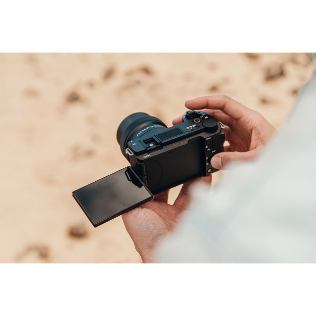 Sony ZV-E10 II, 16-50mm | £899.00 - Castle Cameras