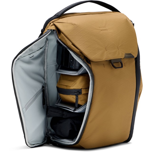 Peak Design Everyday Backpack 20L v2, Coyote - Castle Cameras