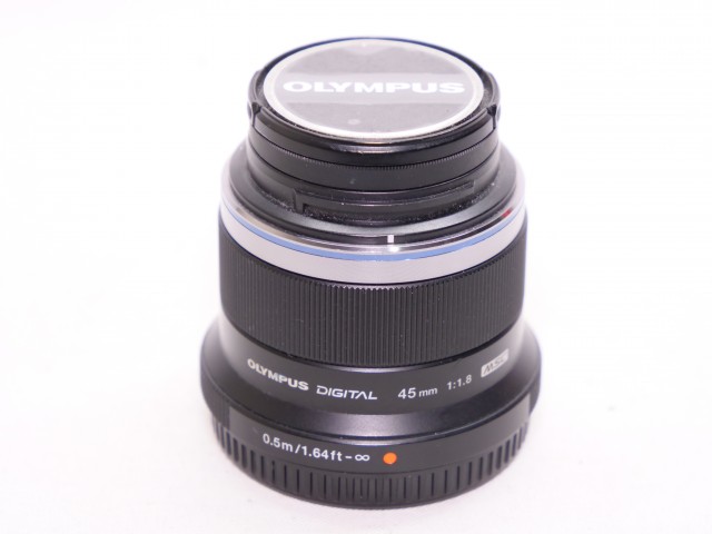 Olympus Used Olympus M.ZUIKO DIGITAL 45mm f1.8 lens, black