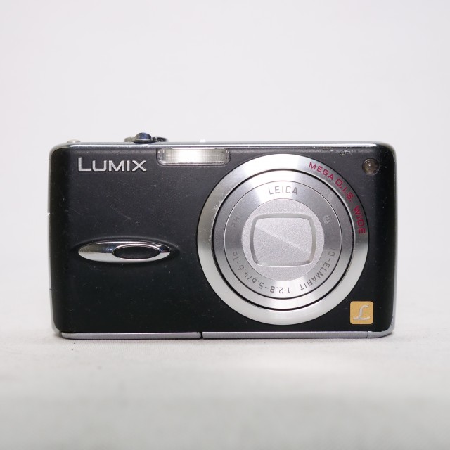 Lumix Used Panasonic Lumix DMC-FX01 digital compact camera