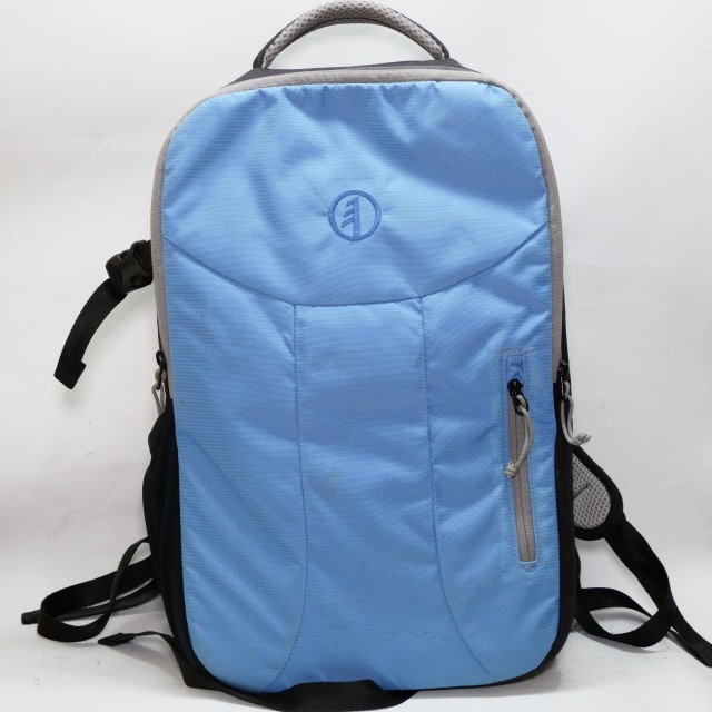 Tamrac Used Tamrac Nagano 16 backpack