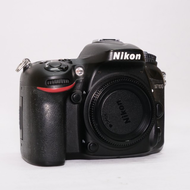 Nikon Used Nikon D7100 DSLR Body