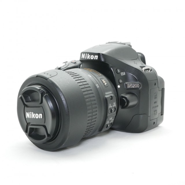 Nikon Used Nikon D5200 DSLR with 18-55mm lens