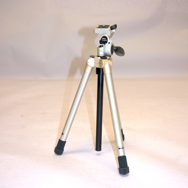 Velbon Used Velbon Ultra Maxi F mini tripod