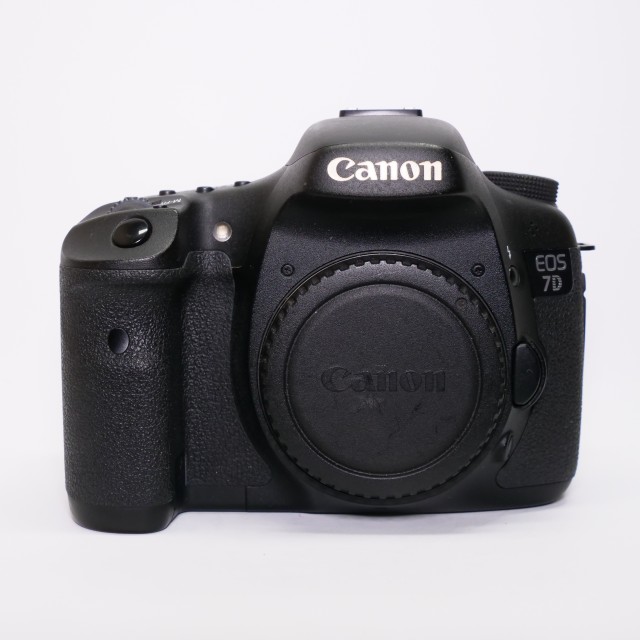 Canon Used Canon EOS 7D DSLR body