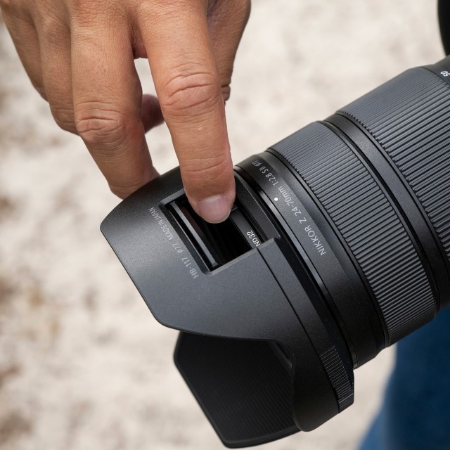 Nikon NIKKOR Z 24-70mm f2.8 S II lens | £2599.00 - Castle Cameras