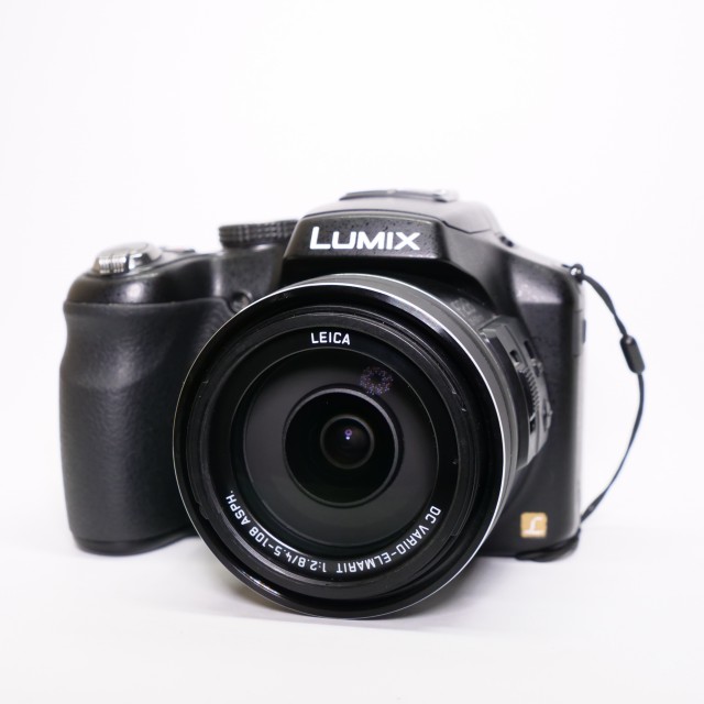 Lumix Used Panasonic Lumix FZ200 bridge camera
