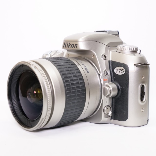 Nikon Used Nikon F75 35mm SLR with 28-80mm lens