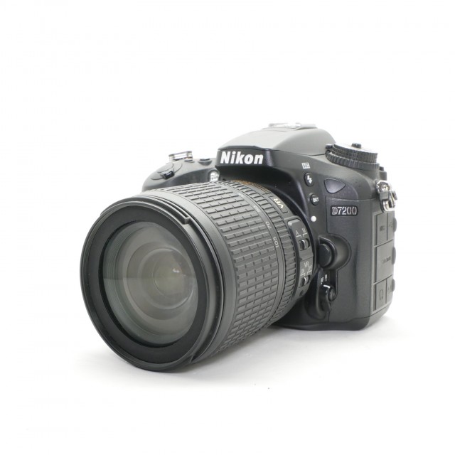 Nikon Used Nikon D7200 with 18-105mm f4-5.6 lens