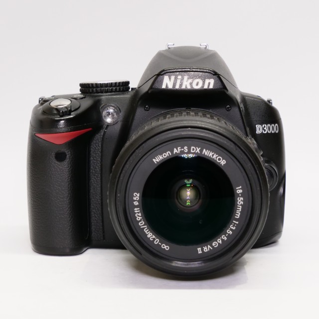 Nikon Used Nikon D3000 DSLR with 18-55mm lens