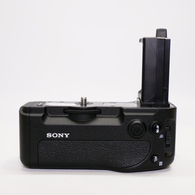 Sony Used Sony VG-C4EM vertical battery grip