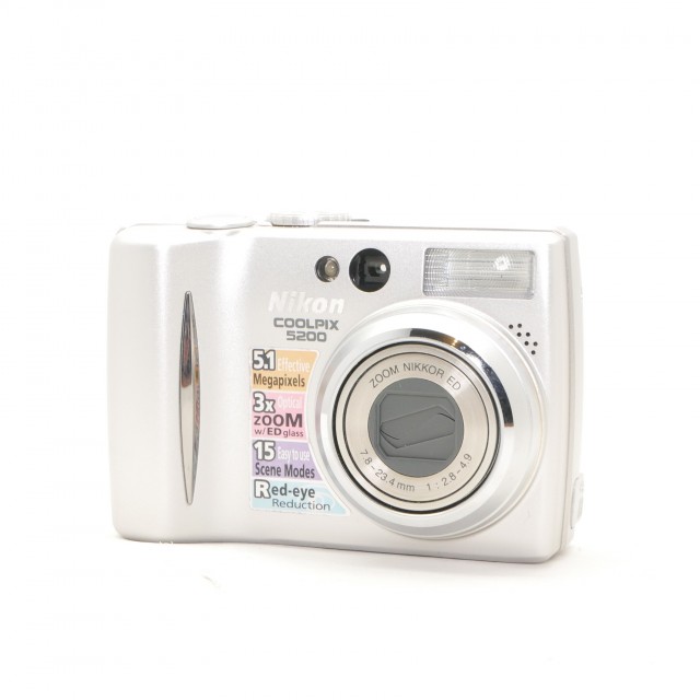 Nikon Used Nikon Coolpix 5200 digital compact camera, silver