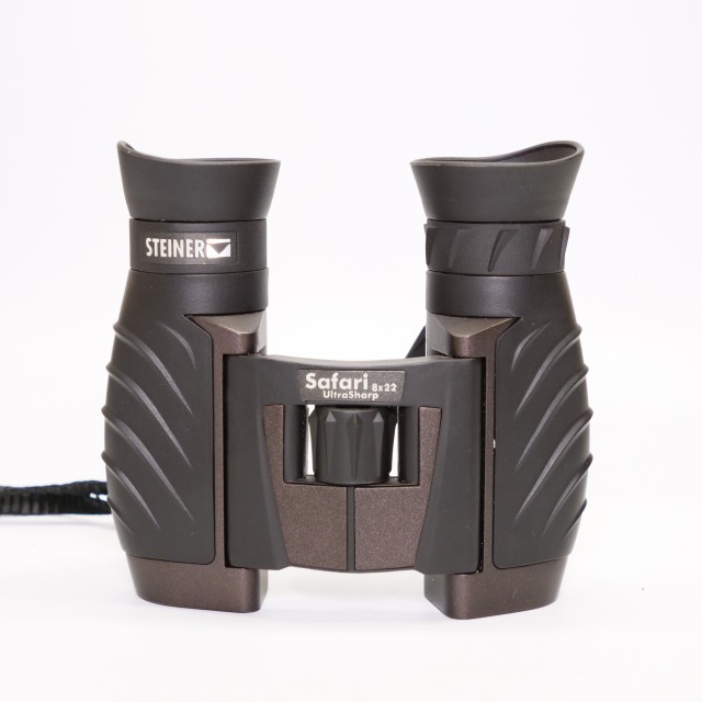 Steiner Used Steiner Safari Ultrasharp 8x22 Binoculars