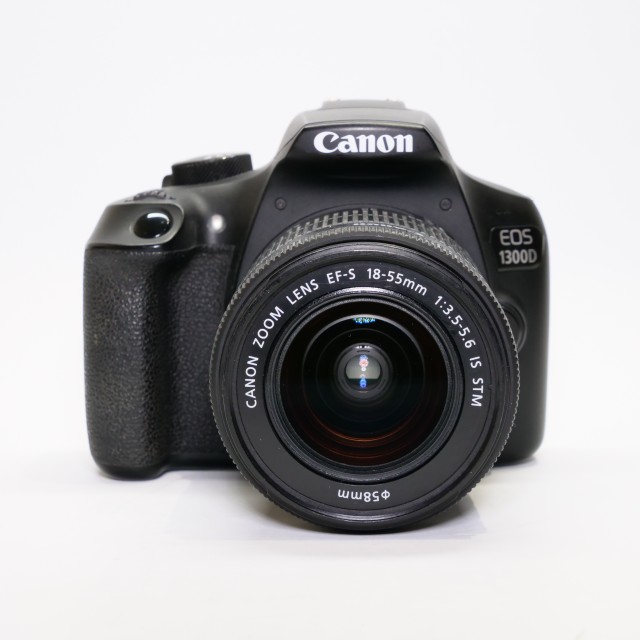 Canon Used Canon EOS 1300D DSLR with 18-55mm lens