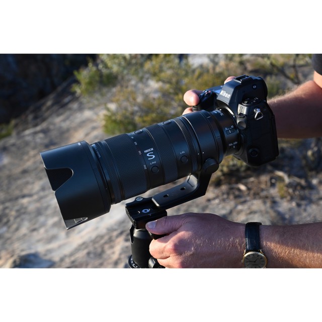Nikon NIKKOR Z 70-200mm F2.8 VR S II | £2999.00 - Castle Cameras