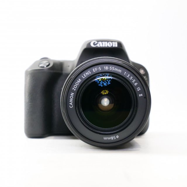 Canon Used Canon EOS 200D DSLR with 18-55mm lens